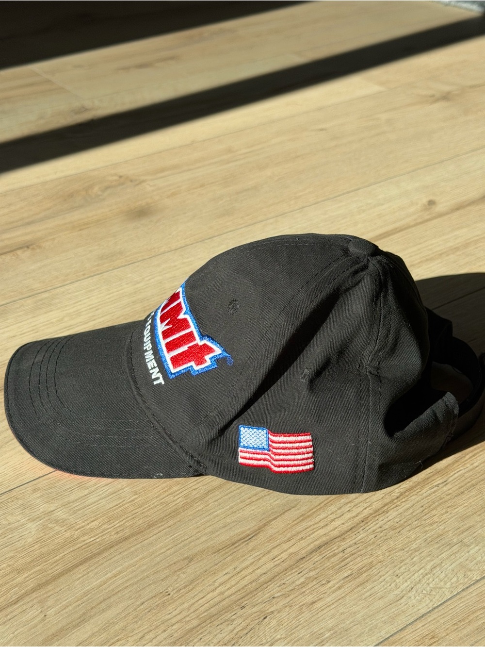 Summit Racing Equipment Black Cap View 4